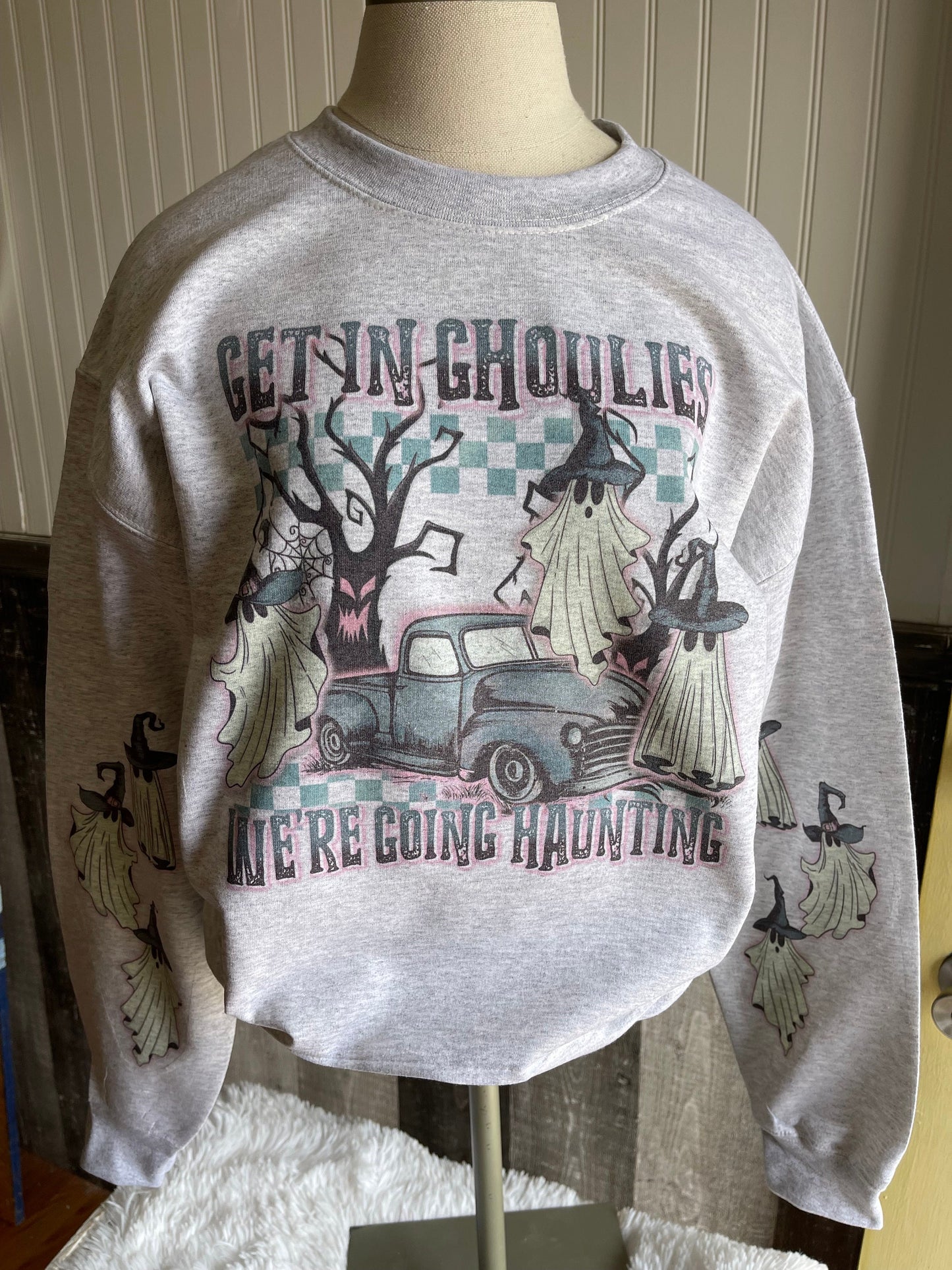 Ghouls Halloween Sweatshirt, Halloween Sweatshirt, Ghost Sweatshirt, Ghosts Halloween Sweatshirt, Baggy Clothes, Halloween 2023