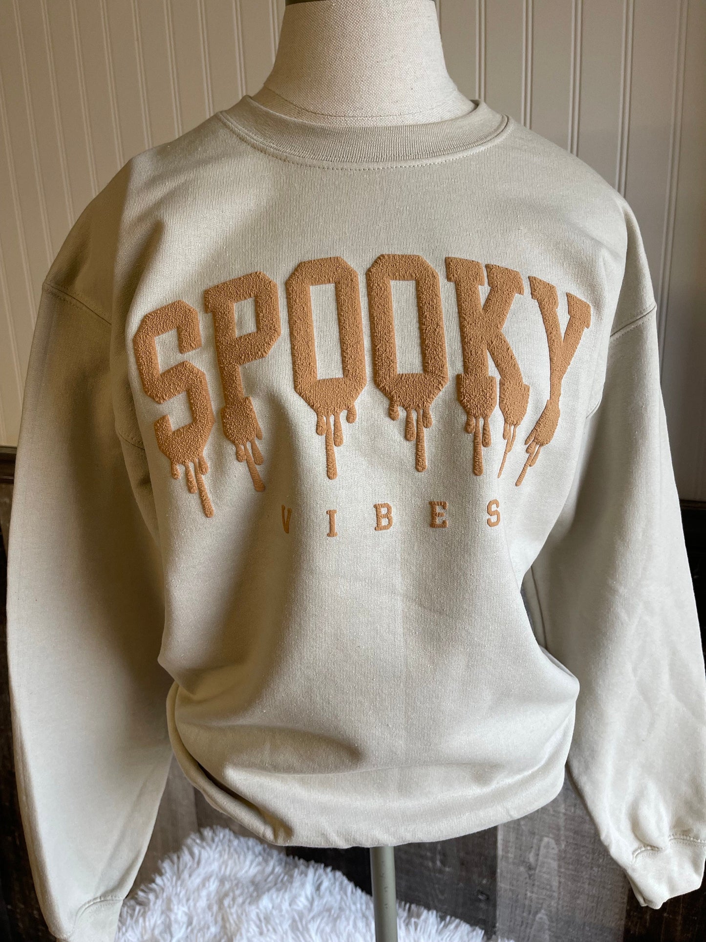 Spooky Vibes Halloween Sweatshirt, Halloween Sweatshirt, Ghost Sweatshirt, Western Halloween Sweatshirt, Baggy Clothes, Halloween 2023